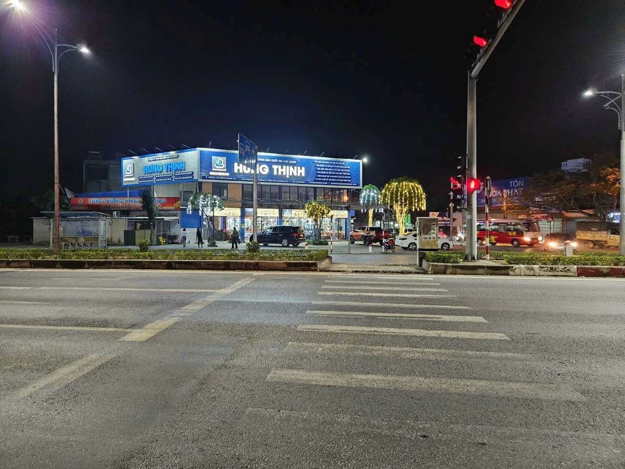 Công ty TNHH SX TM xây dựng Hưng Thịnh